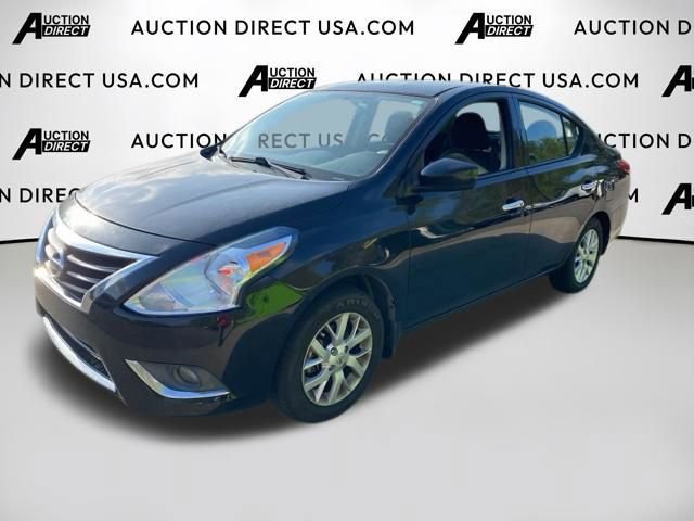 Used 2015 Nissan Versa SV w/ SV Appearance Package FWD image 23
