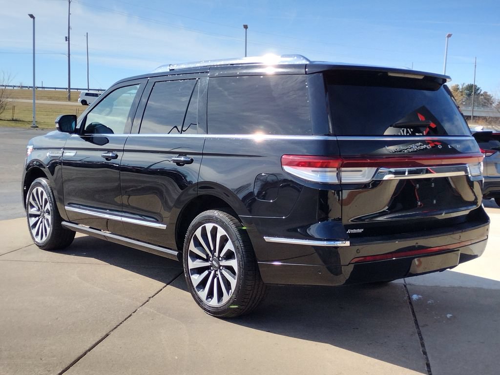 Used 2022 Lincoln Navigator Reserve AWD/4WD image 23