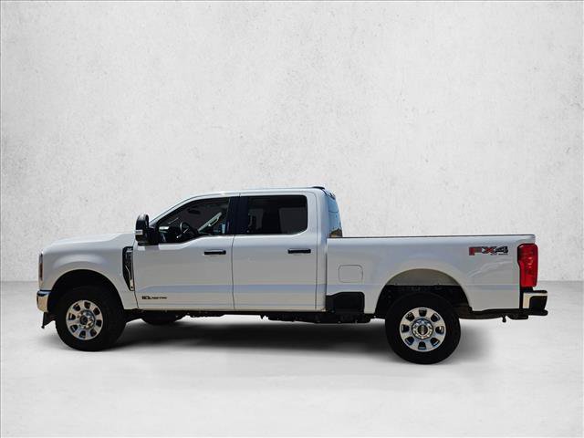 Used 2024 Ford F250 XLT w/ FX4 Off-Road Package AWD/4WD image 8