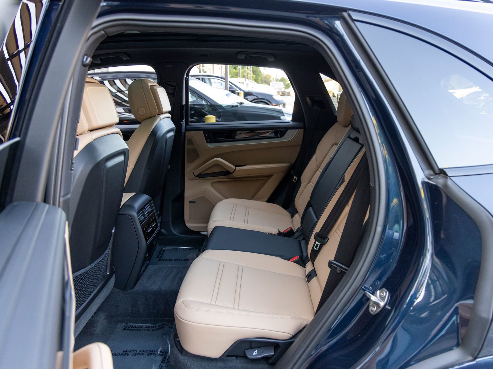 New 2025 Porsche Cayenne S AWD/4WD image 43