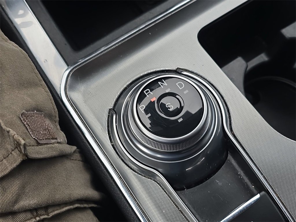 Used 2022 Ford Edge Titanium image 25