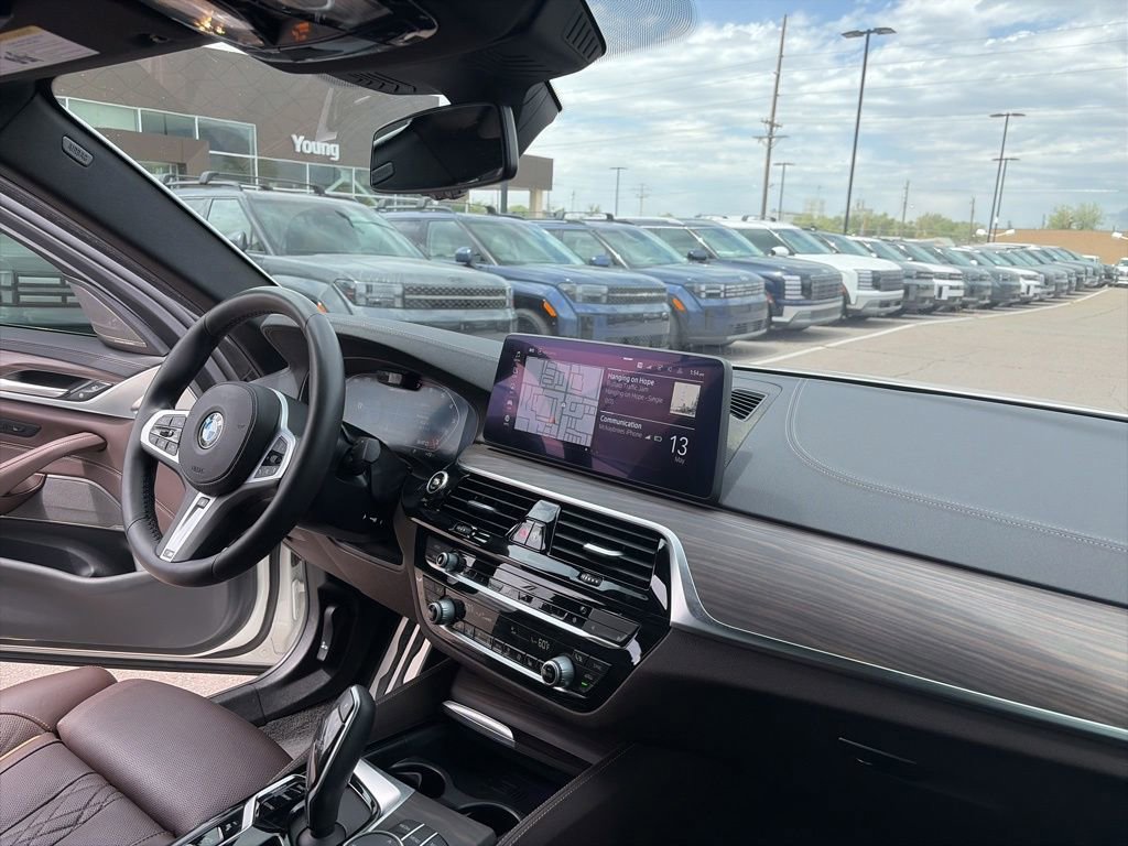 Used 2021 BMW M550i xDrive AWD/4WD image 29