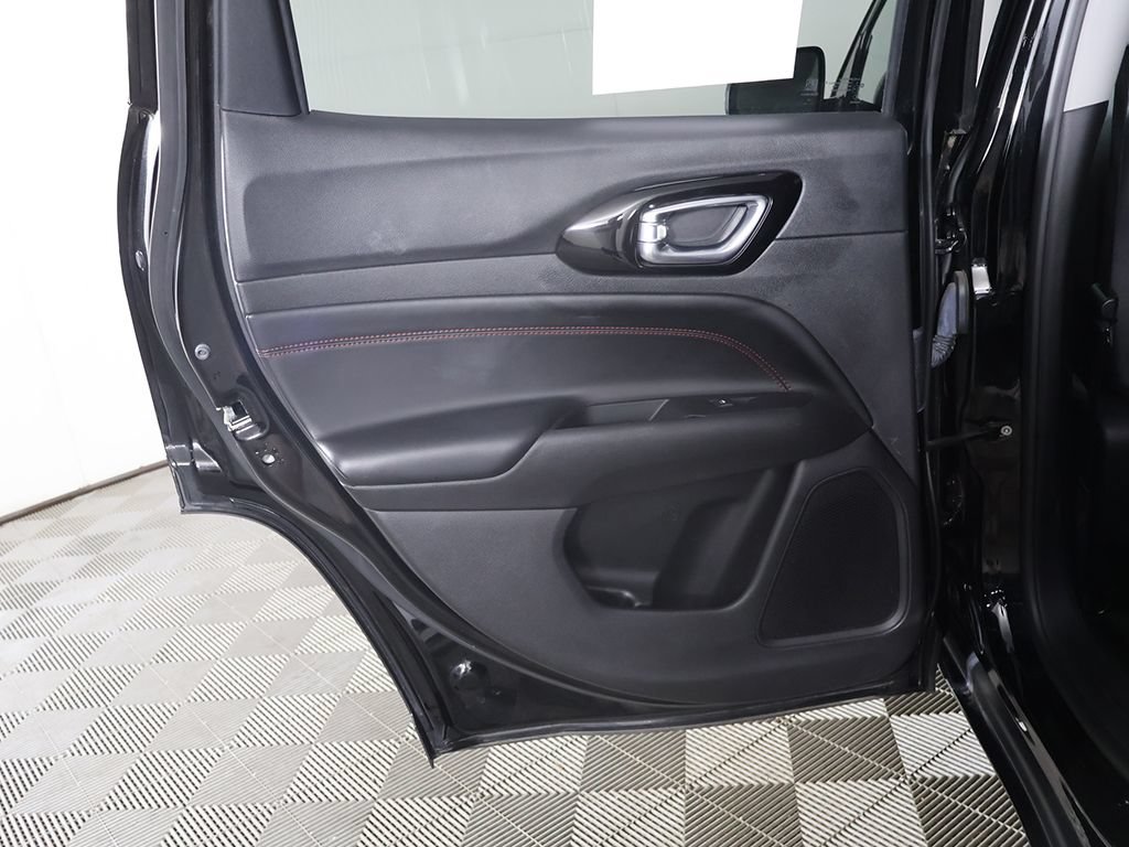 Used 2022 Jeep Compass Trailhawk AWD/4WD image 22