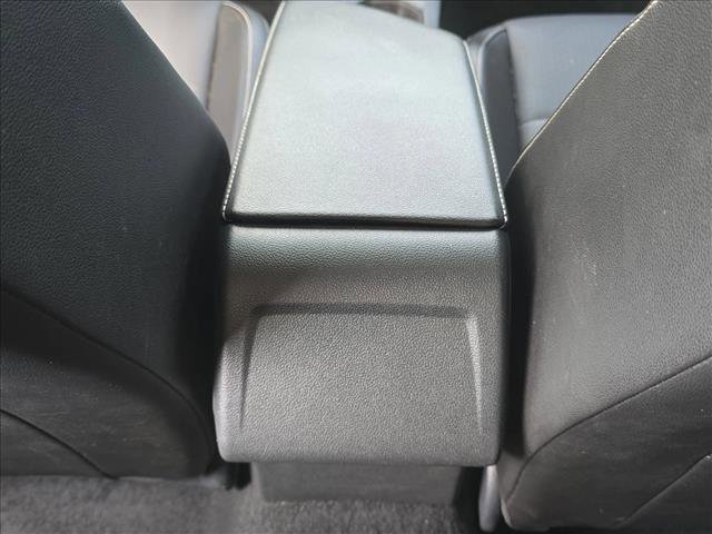 Used 2022 Volkswagen Jetta SE w/ Panoramic Sunroof Package FWD image 19