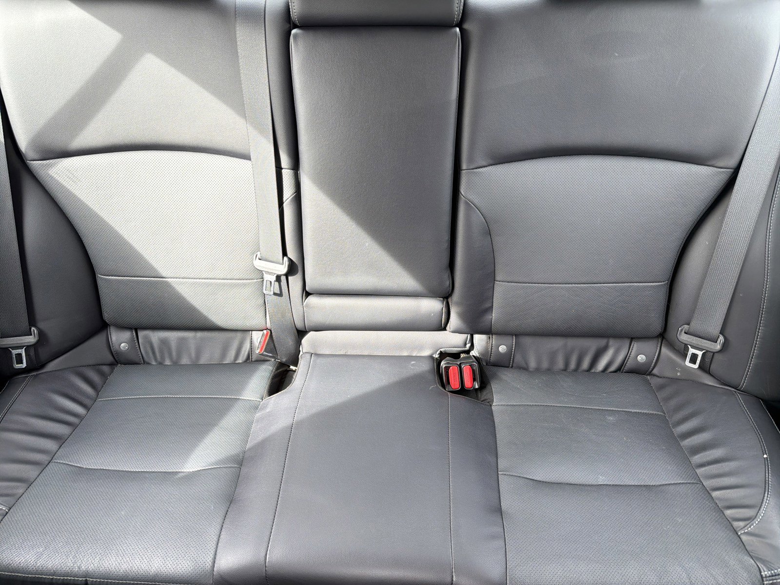 Used 2017 Subaru Legacy 3.6R Limited image 13