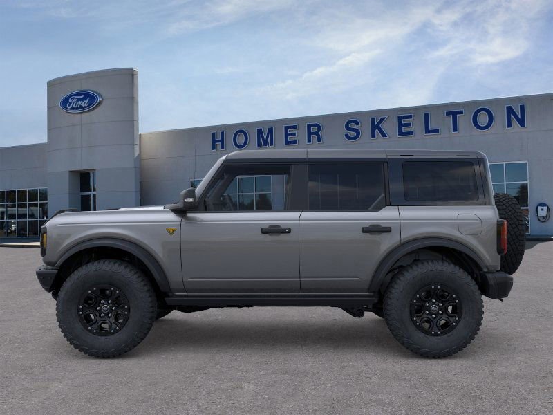 New 2025 Ford Bronco Badlands image 3