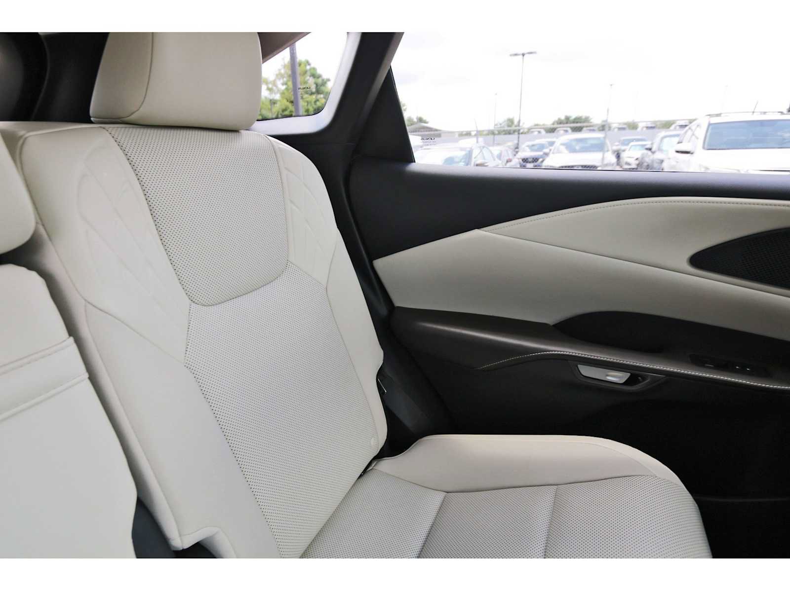 Used 2024 Lexus RX 350 FWD w/ Technology Package image 10