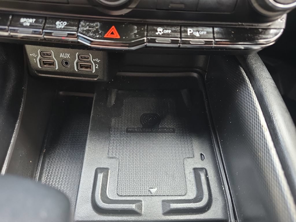 Used 2021 Dodge Durango R/T RWD image 32
