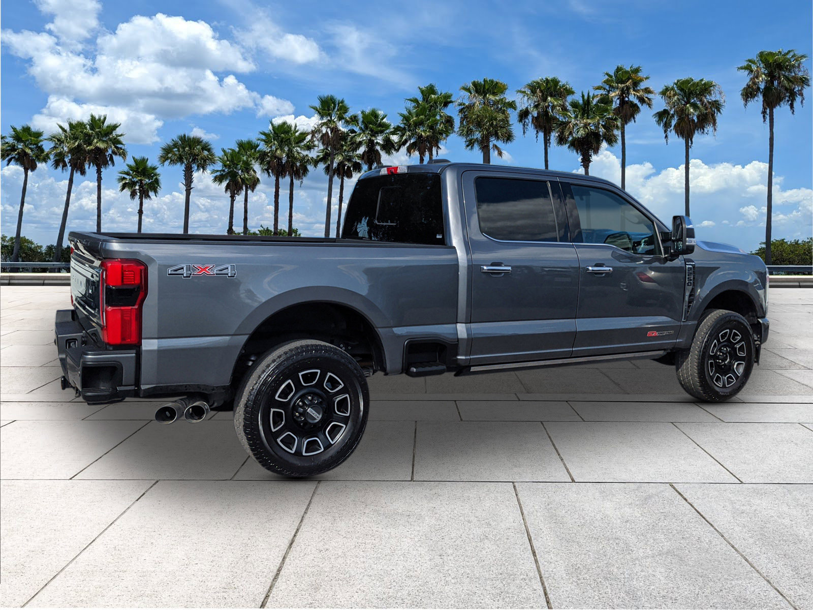 Used 2024 Ford F250 Platinum image 8
