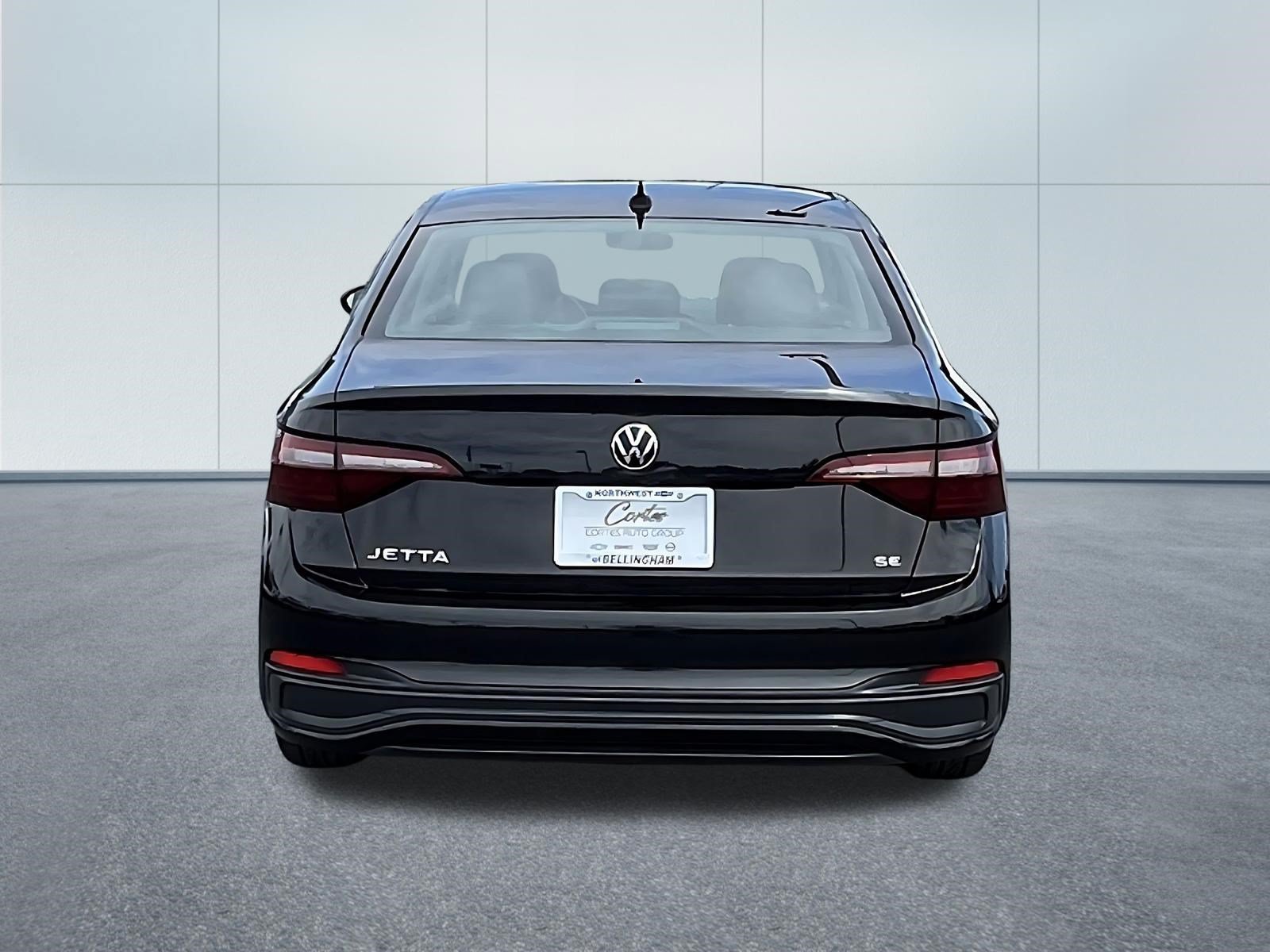 Used 2024 Volkswagen Jetta SE FWD image 5