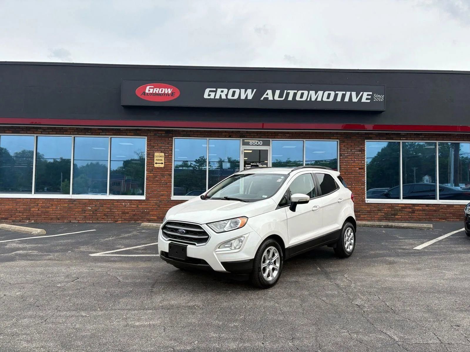 Used 2018 Ford EcoSport SE w/ SE Convenience Package image 42