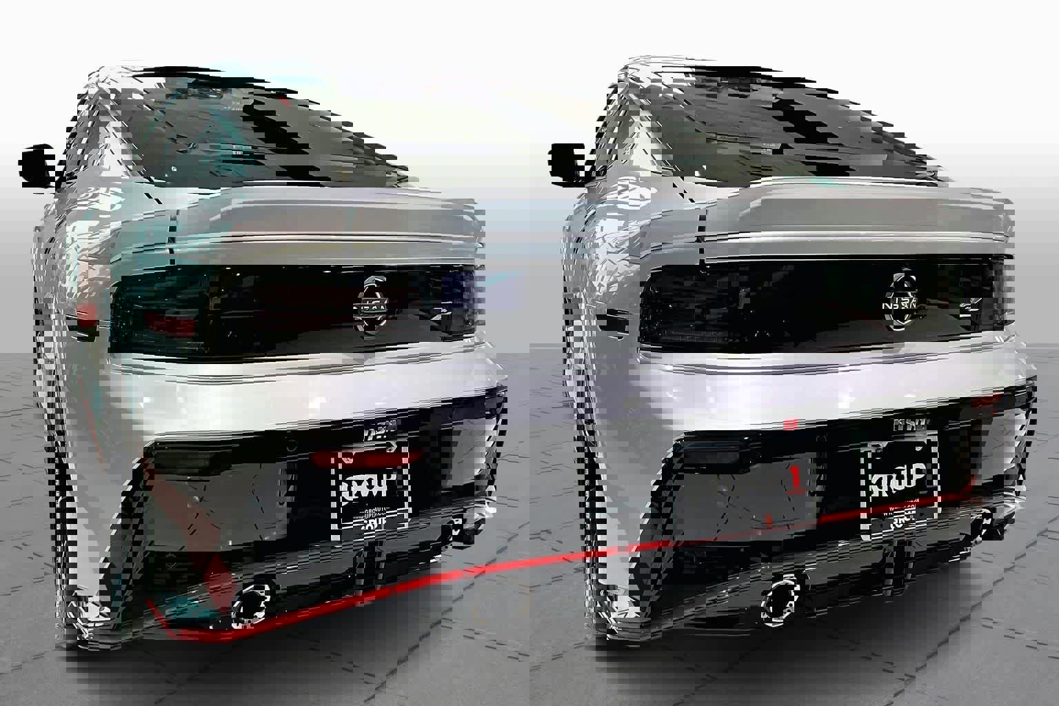 New 2025 Nissan Z NISMO w/ Floor Mat Package image 4