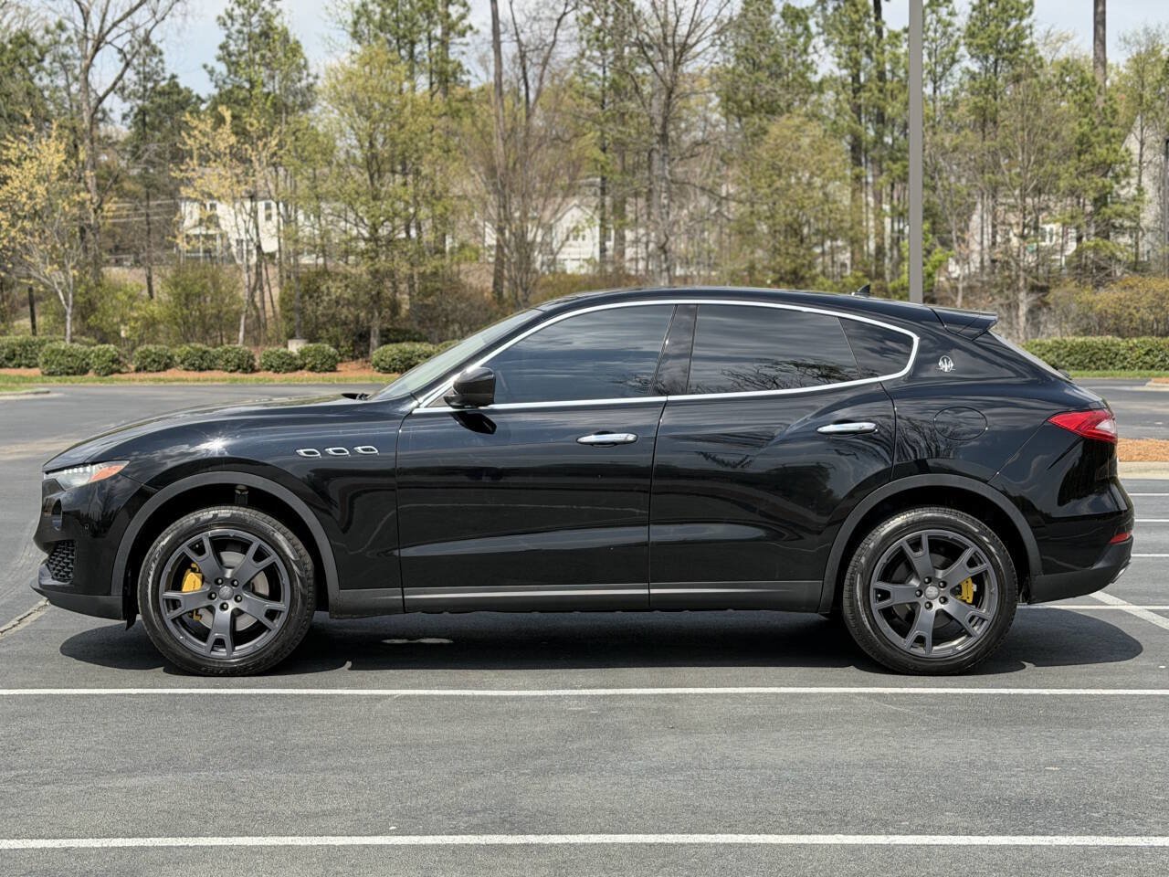 Used 2018 Maserati Levante AWD/4WD image 4