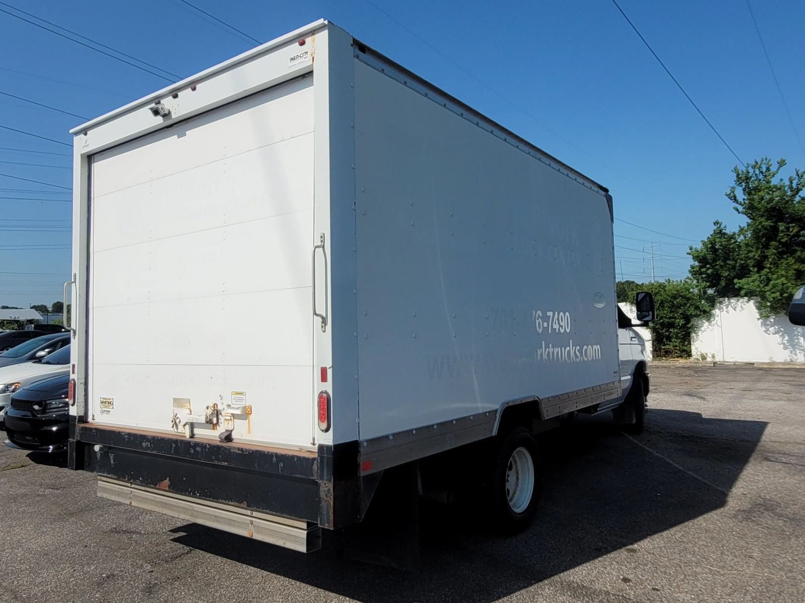 Used 2021 Ford E-450 and Econoline 450 Super Duty RWD image 12