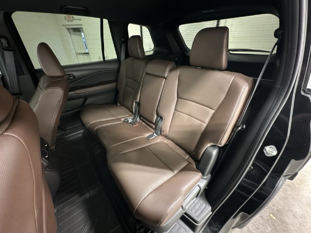Used 2024 Honda Passport EX-L image 15