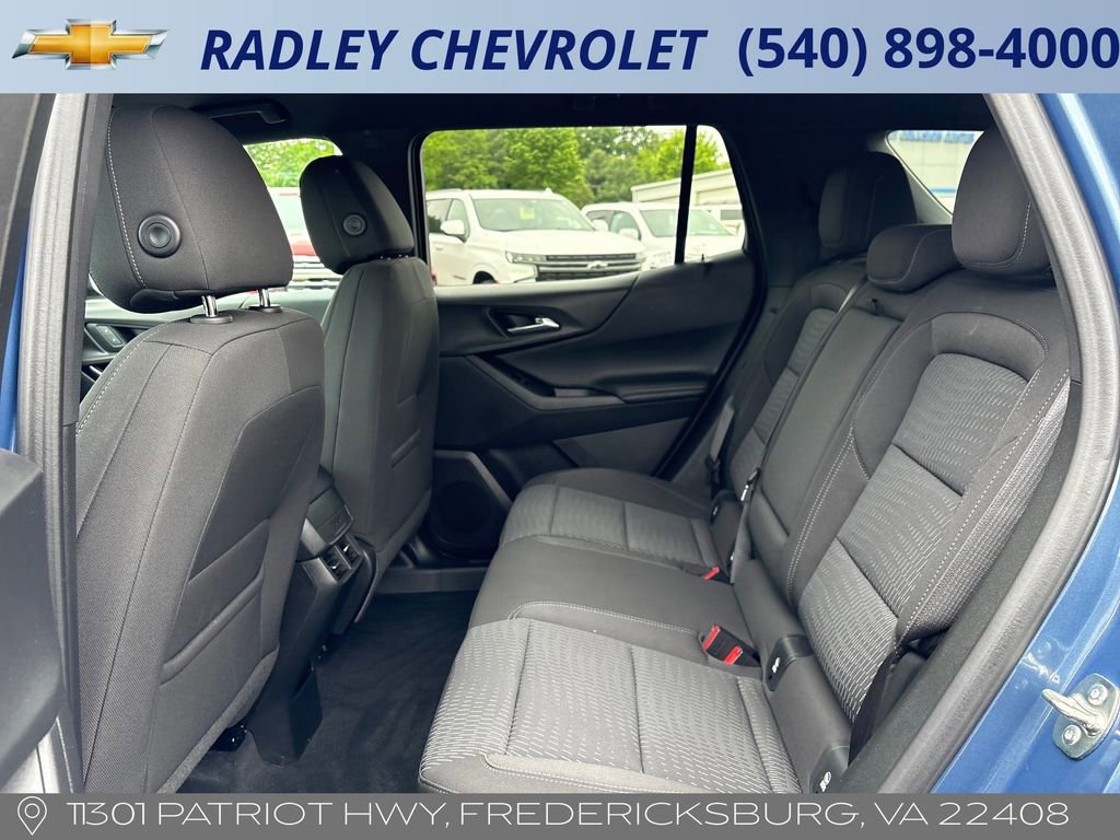 Used 2026 Chevrolet Equinox LT AWD/4WD image 12