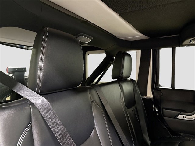 Used 2013 Jeep Wrangler Unlimited Rubicon w/ Dual Top Group image 28