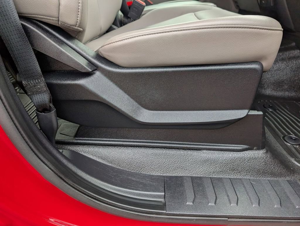 Used 2021 Ford F250 XL w/ Power Equipment Group image 45