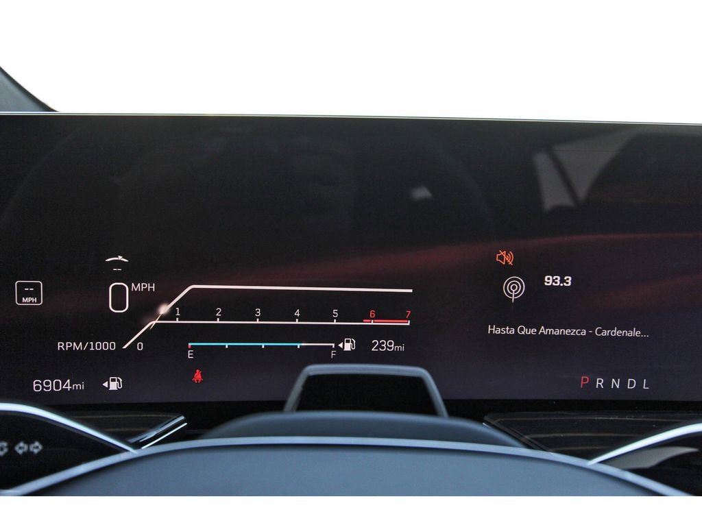 Used 2025 Cadillac Escalade Luxury image 8