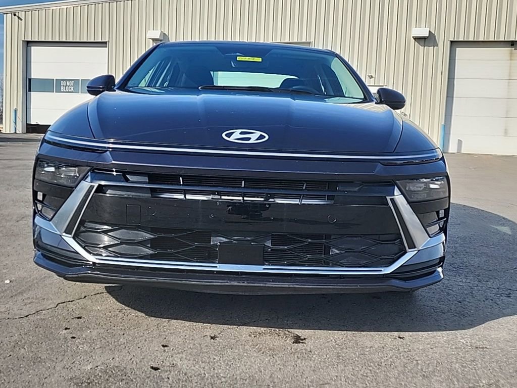 Used 2025 Hyundai Sonata SEL image 2