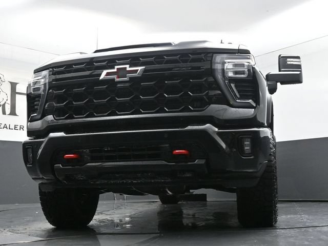 New 2026 Chevrolet Silverado 2500 ZR2 w/ LPO, Dark Essentials Package AWD/4WD image 4