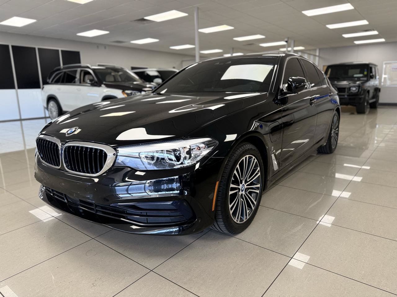 Used 2019 BMW 530e RWD image 8