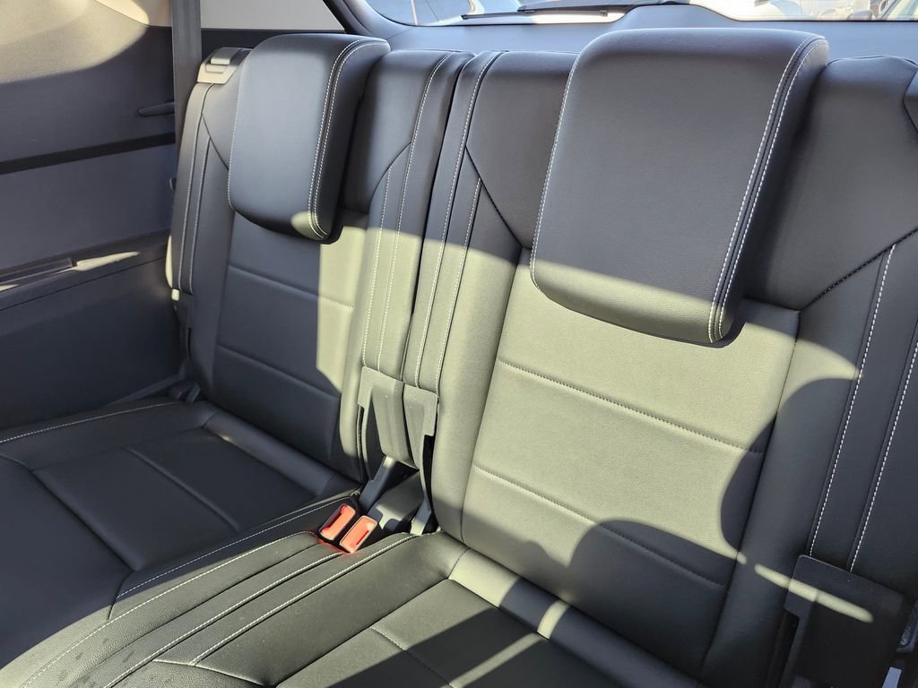 Certified 2023 Volkswagen Atlas SE w/ Panoramic Sunroof Package image 15