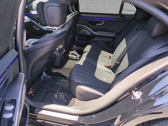Used 2022 Mercedes-Benz S 500 4MATIC image 24
