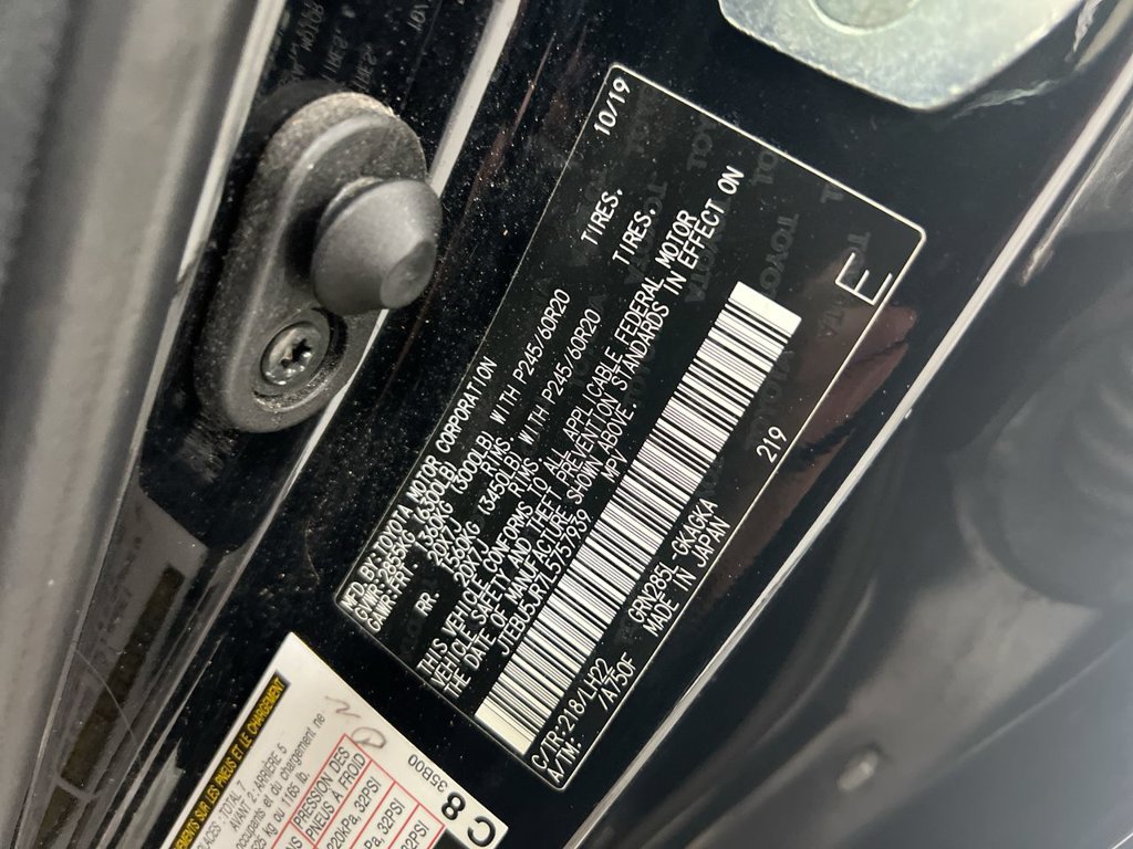 Used 2020 Toyota 4Runner Nightshade AWD/4WD image 30