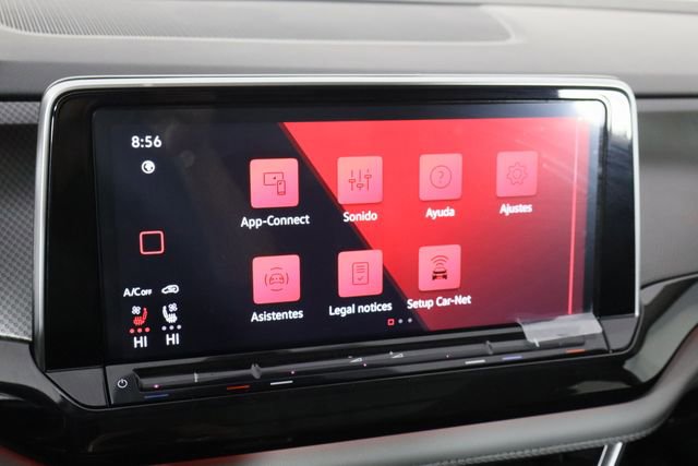 Used 2025 Volkswagen Atlas Peak Edition SE image 40