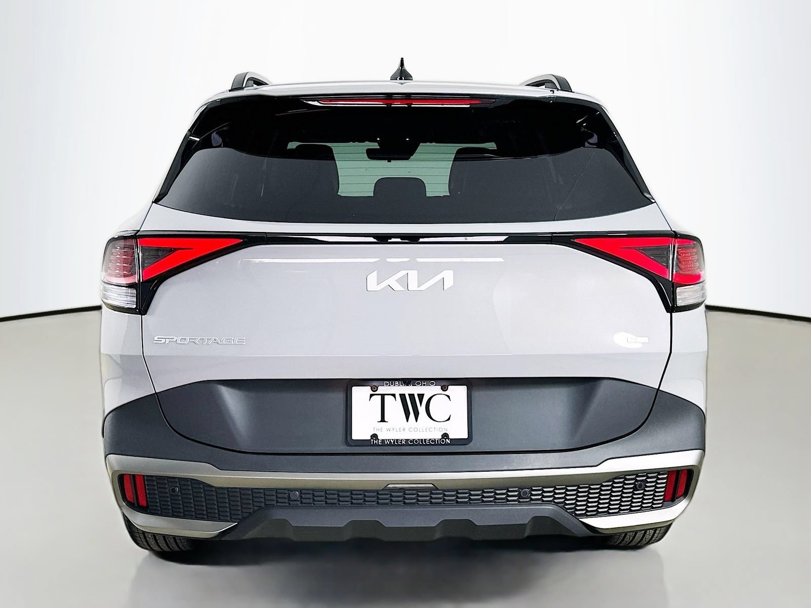 Used 2023 Kia Sportage X-Line w/ X-Line Premium Package AWD/4WD image 6