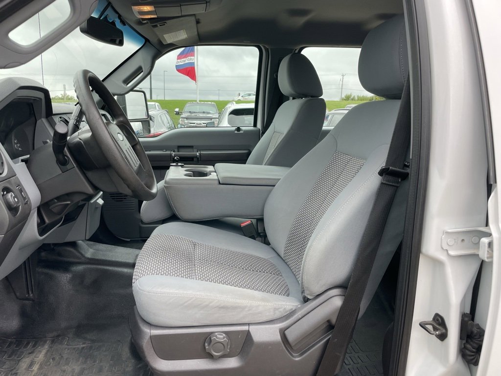 Used 2016 Ford F250 XL w/ Power Equipment Group image 7