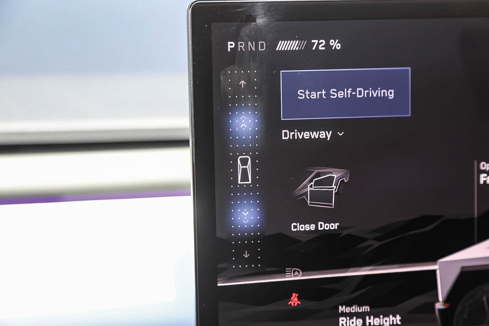Used 2025 Tesla Cybertruck AWD Crew Cab image 18