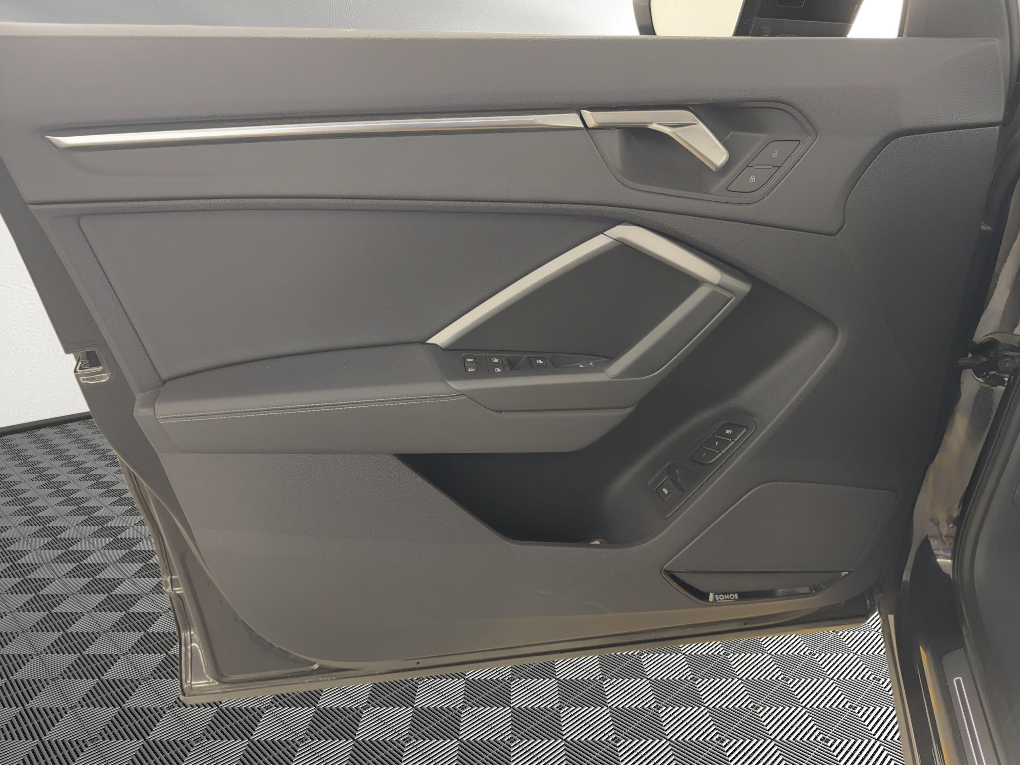 Certified 2024 Audi Q3 2.0T Premium Plus w/ Premium Plus Package image 14