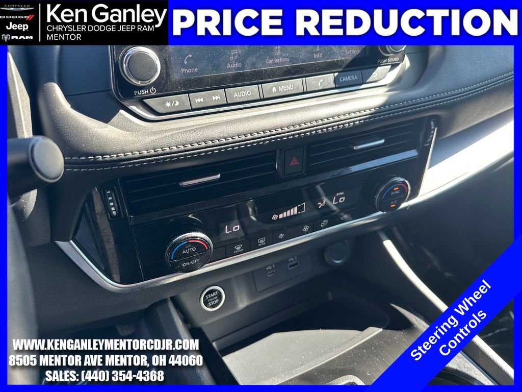 Used 2021 Nissan Rogue SV image 15