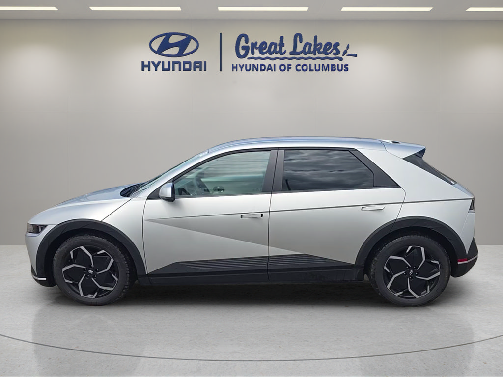 Used 2024 Hyundai Ioniq 5 SEL AWD/4WD image 2