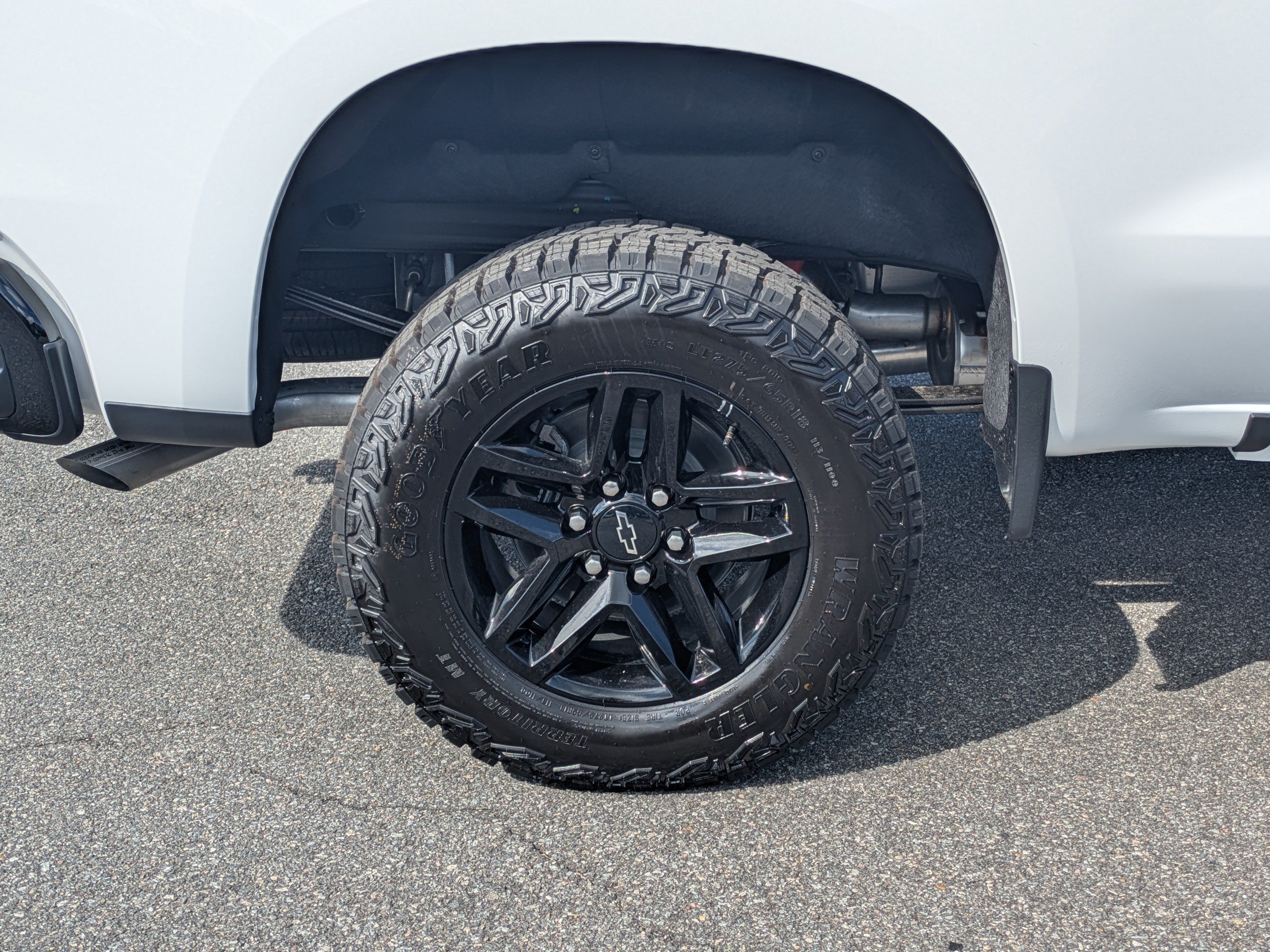 New 2026 Chevrolet Silverado 1500 Custom Trail Boss w/ LPO, Dark Essentials Package AWD/4WD image 11