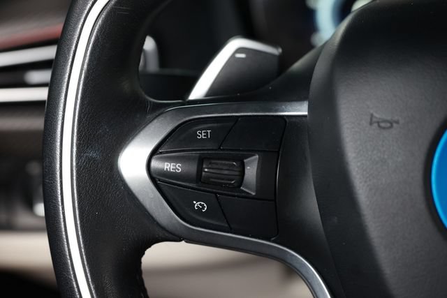 Used 2020 BMW i8 Coupe AWD/4WD image 29