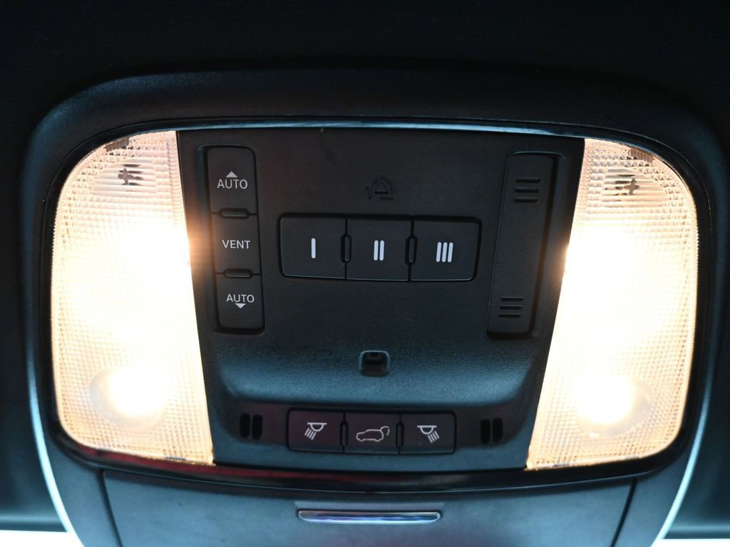 Used 2022 Dodge Durango GT image 26