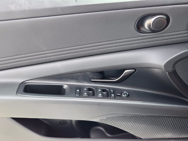 New 2026 Hyundai Elantra SEL Sport Premium FWD image 14