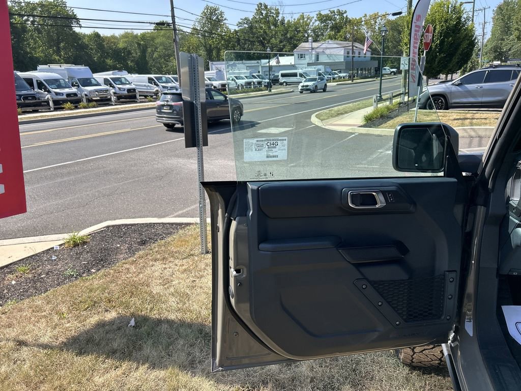 New 2025 Ford Bronco Badlands image 10