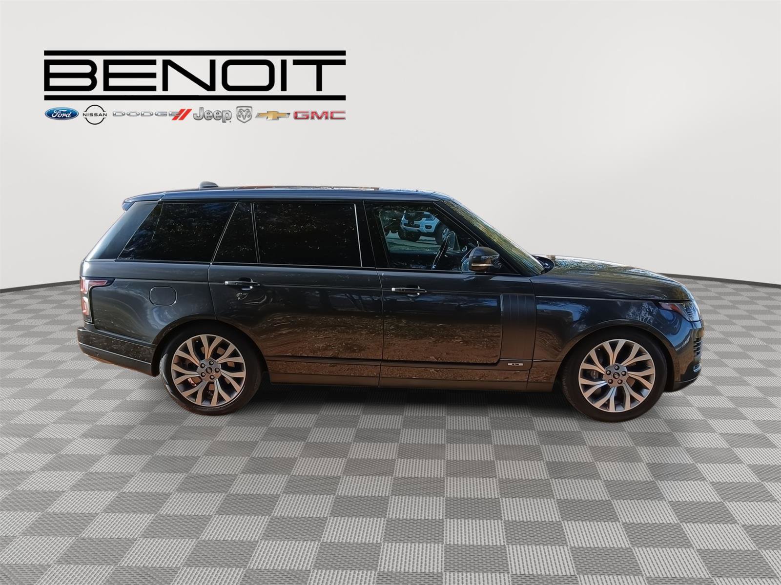 Used 2018 Land Rover Range Rover Long Wheelbase Supercharged image 4