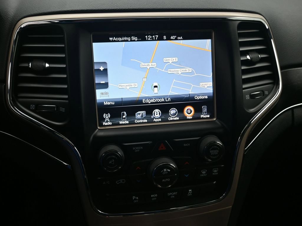 Used 2017 Jeep Grand Cherokee Limited image 17