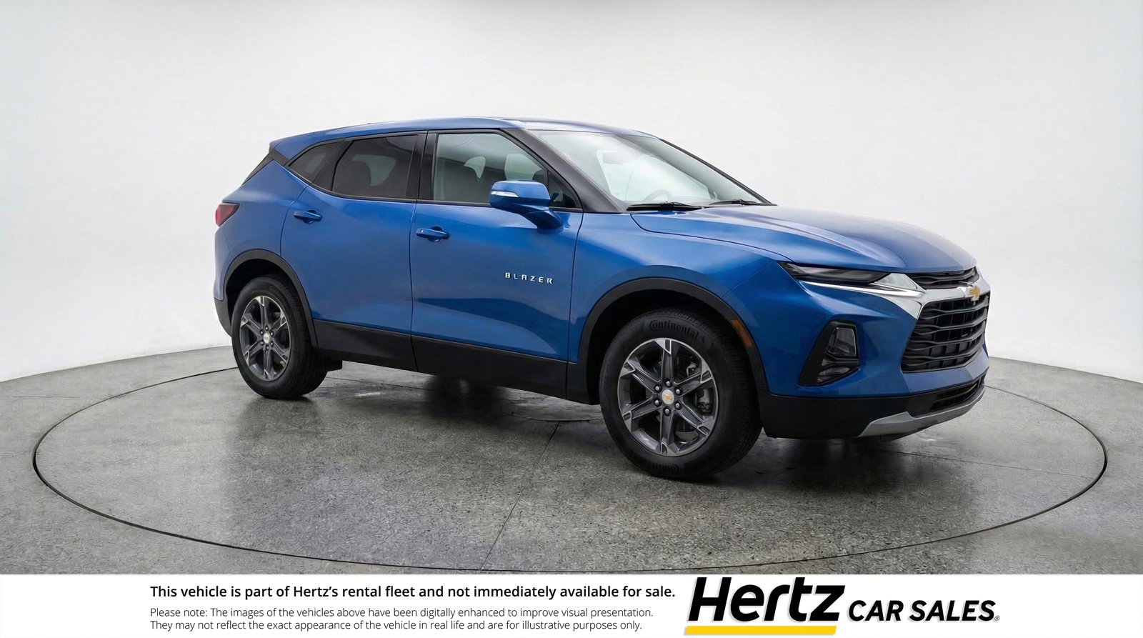 Used 2025 Chevrolet Blazer LT image 1