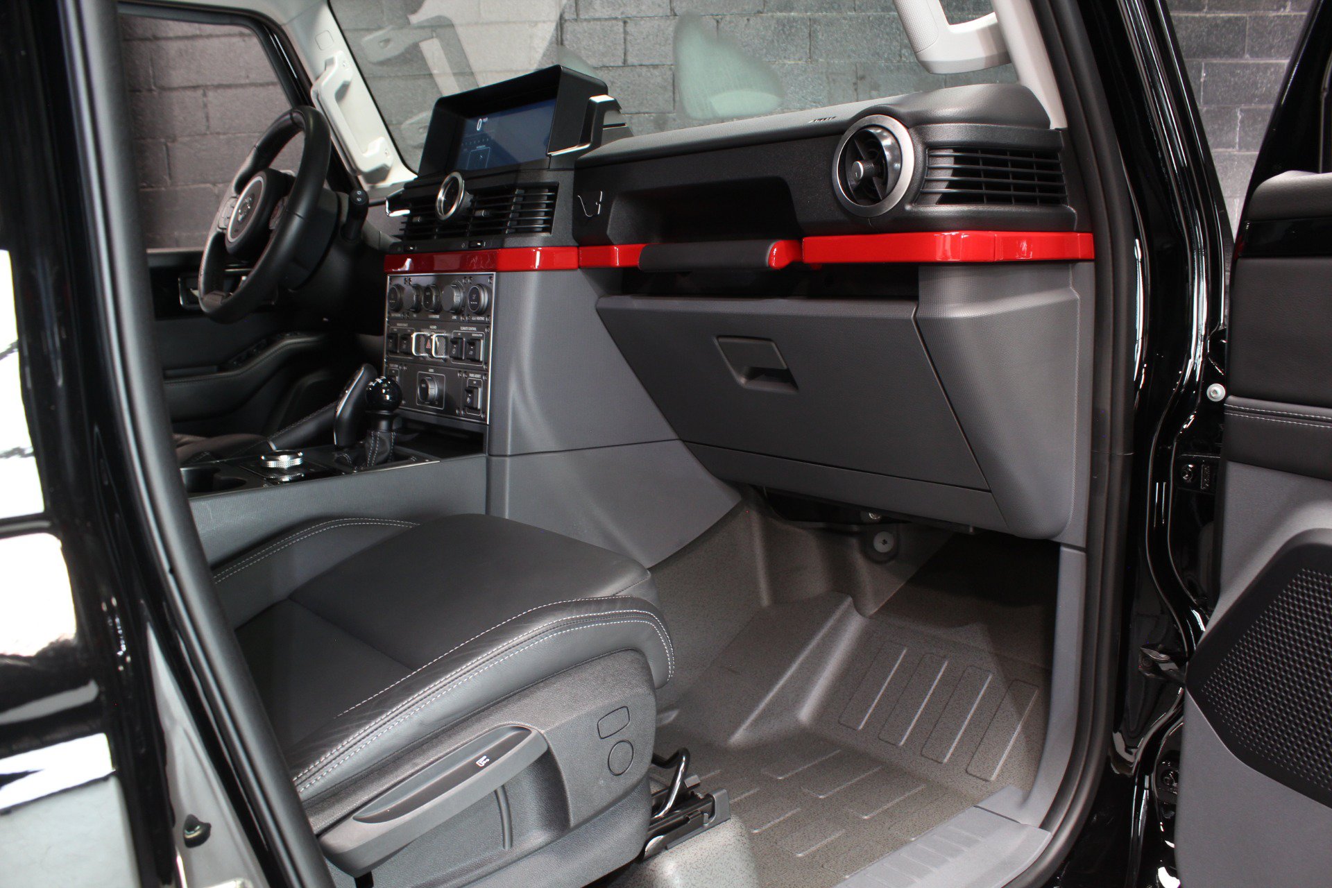 Used 2024 INEOS Grenadier Station Wagon AWD/4WD image 58
