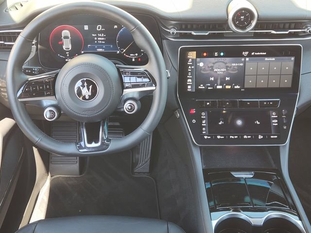 Used 2023 Maserati Grecale Modena image 26