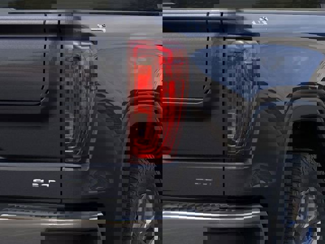 New 2025 GMC Sierra 1500 SLT w/ SLT Convenience Package image 11