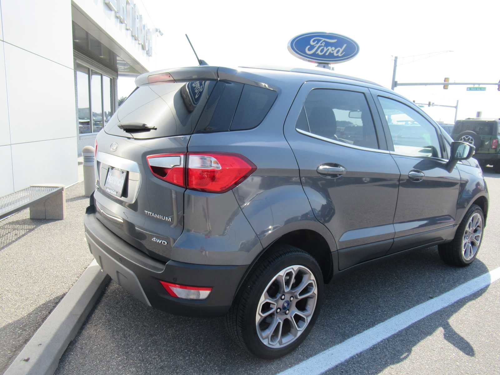 Used 2022 Ford EcoSport Titanium w/ Interior Protection Package image 5