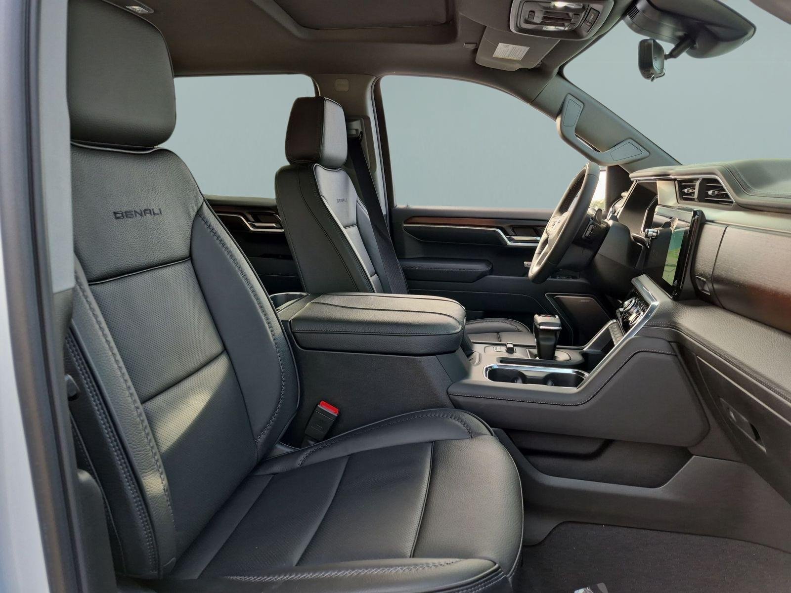 New 2026 GMC Sierra 1500 Denali AWD/4WD image 28