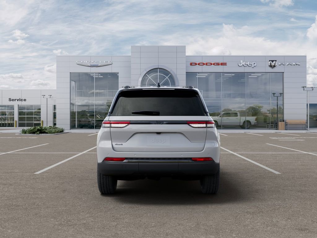 New 2025 Jeep Grand Cherokee Limited image 7